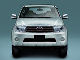 Photos of Toyota Fortuner 2008–11