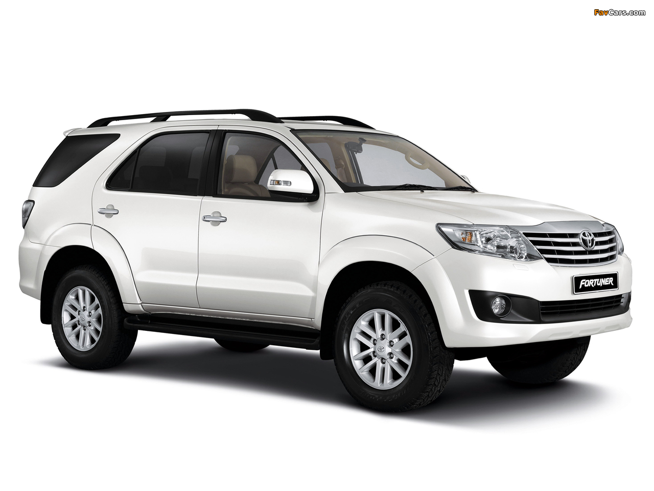 Pictures of Toyota Fortuner ZA-spec 2011 (1280x960)