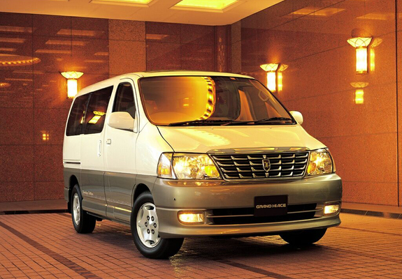 Images of Toyota Grand Hiace 1999–2002
