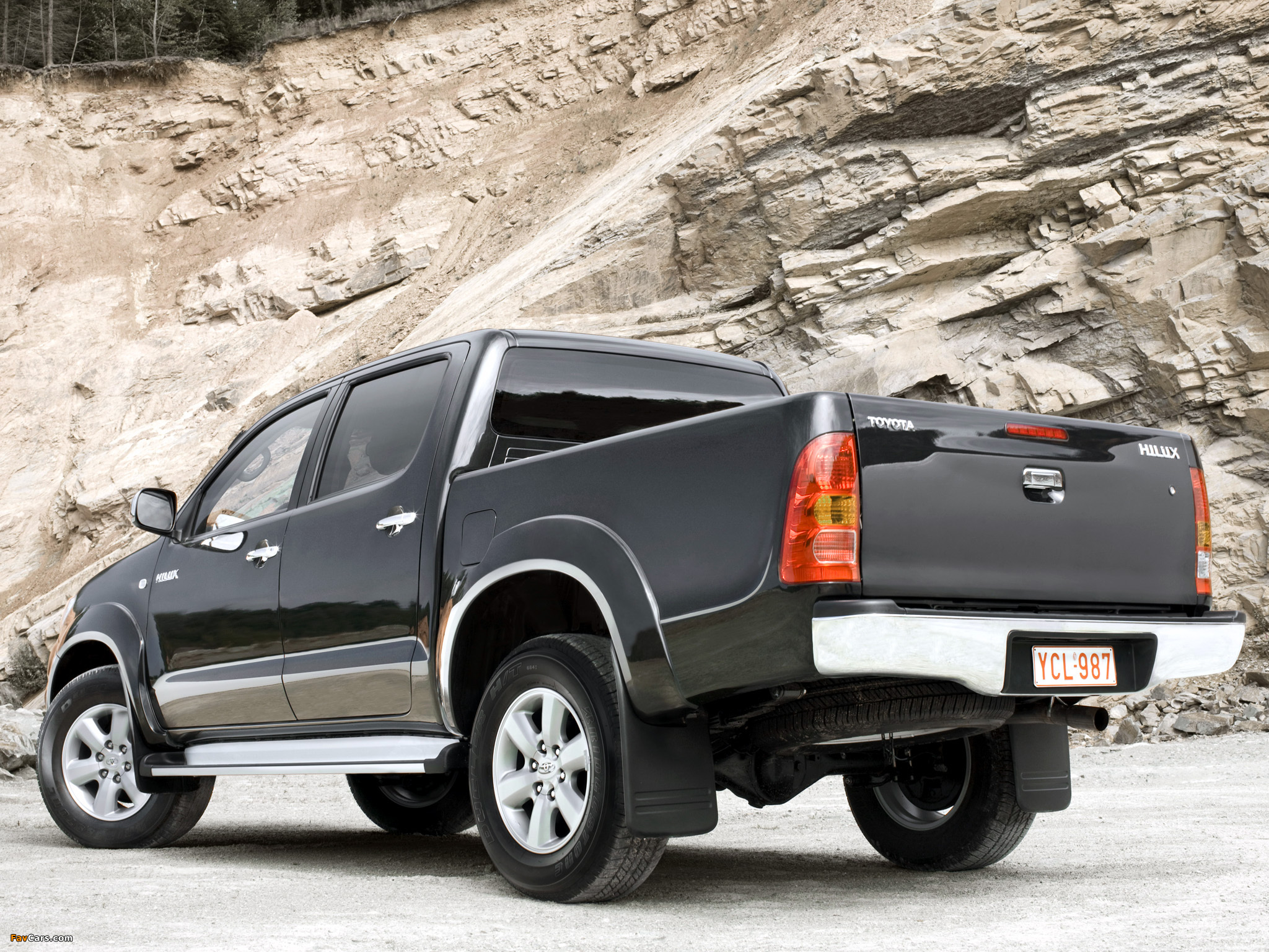 Toyota Hilux Double Cab 200811 wallpapers (2048x1536)