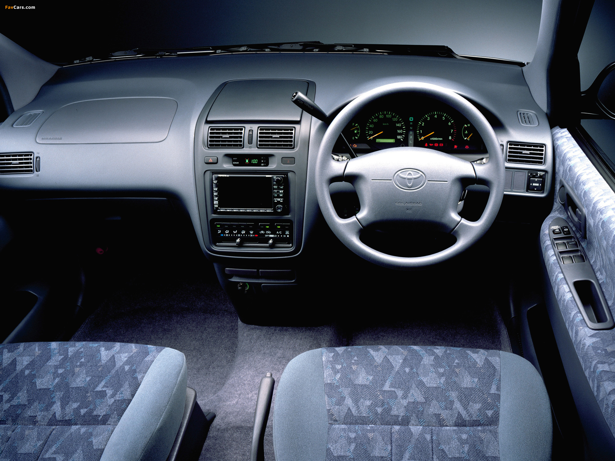 Photos of Toyota Ipsum (XM10G) 1996–2001 (2048 x 1536)