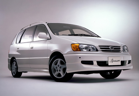 Pictures of Toyota Ipsum AeroTouring (XM10G) 1996–2001