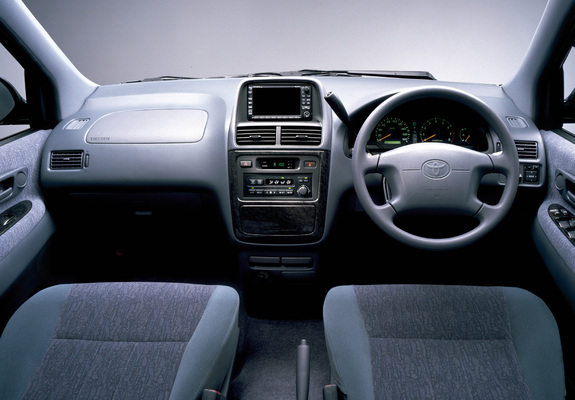 Toyota Ipsum (XM10G) 1996–2001 images