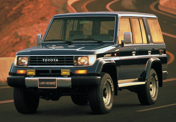 Toyota Land Cruiser II (J78G) 1990–96 images