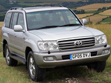 Photos of Toyota Land Cruiser Amazon (J100-101) 2005–06