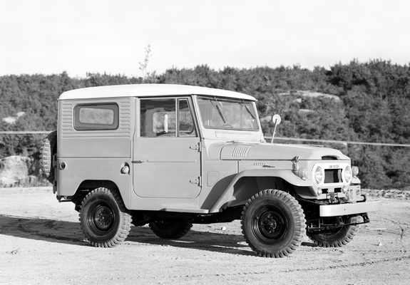 Pictures of Toyota Land Cruiser (FJ40V) 1961–73