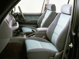 Pictures of Toyota Land Cruiser 80 VAN VX JP-spec (HZ81V) 1995–97
