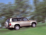 Toyota Land Cruiser 100 VX UAE-spec (J100-101) 1998–2002 pictures