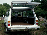 Toyota Land Cruiser 60 Wagon JP-spec (HJ60V) 1980–87 pictures