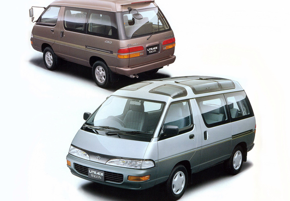 Photos of Toyota LiteAce Wagon GXL (YR30G) 1993–96