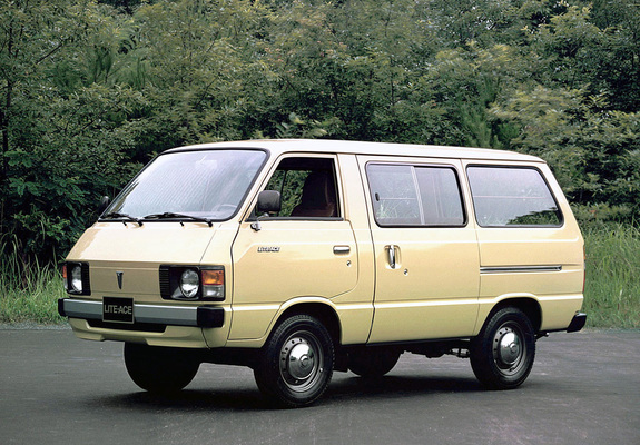 Toyota LiteAce (M20) 1979–85 photos