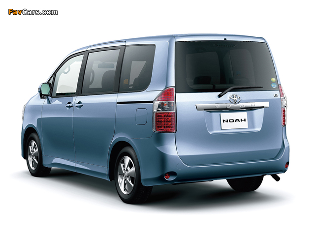 Toyota Noah 2007 pictures (640 x 480)
