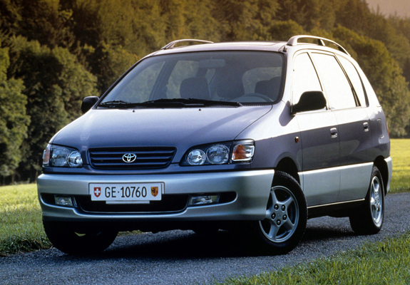Toyota Picnic 1996–2001 images