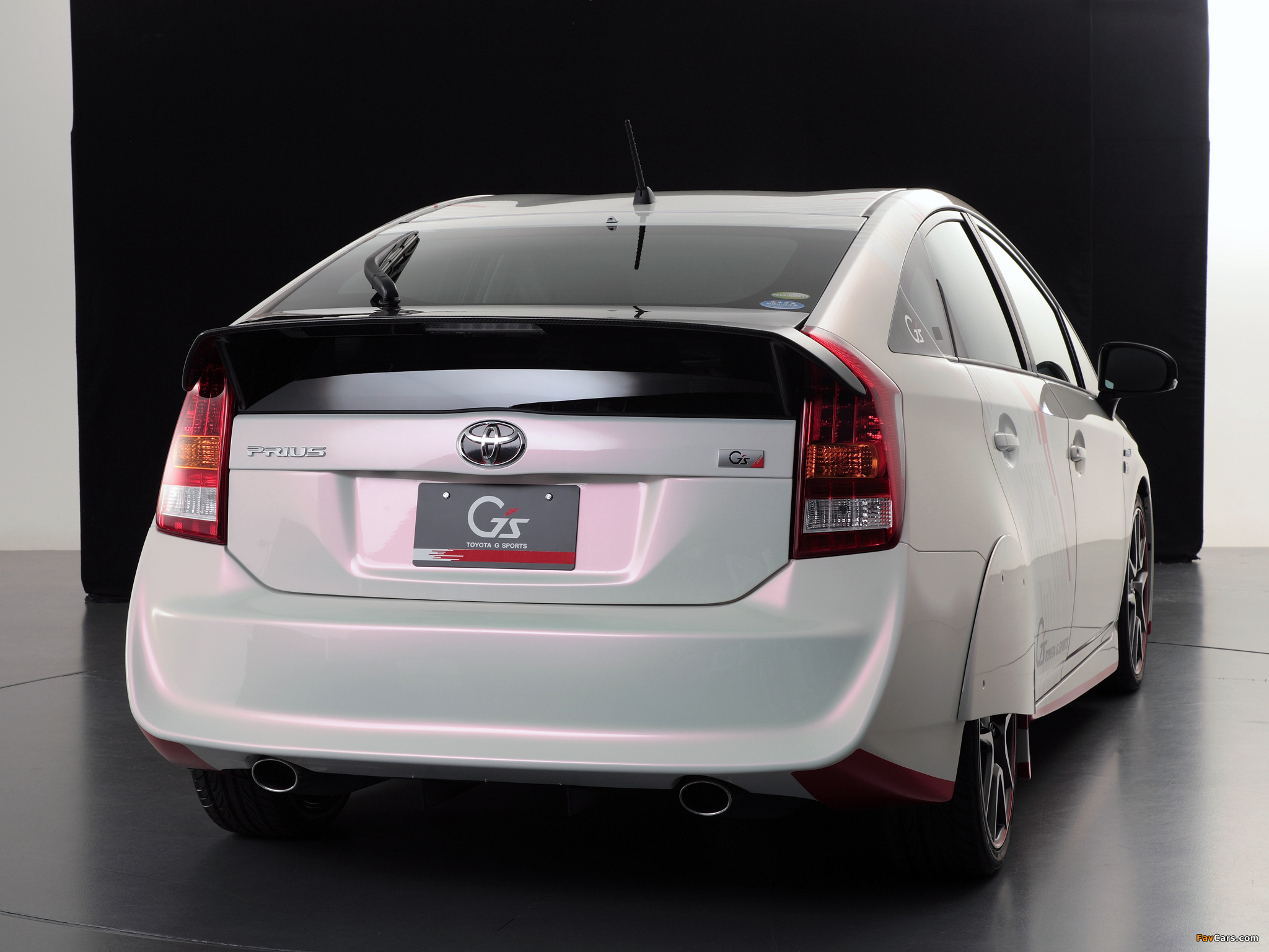 Images of Toyota Prius G Sports Concept (ZVW30) 2010 (2048 x 1536)