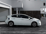 Images of Toyota Prius Plug-In Hybrid (ZVW35) 2011