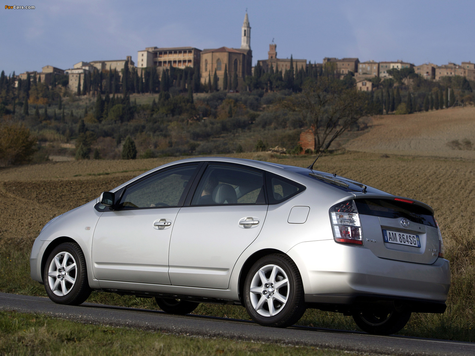 Toyota Prius (NHW20) 2003–09 images (1600 x 1200)