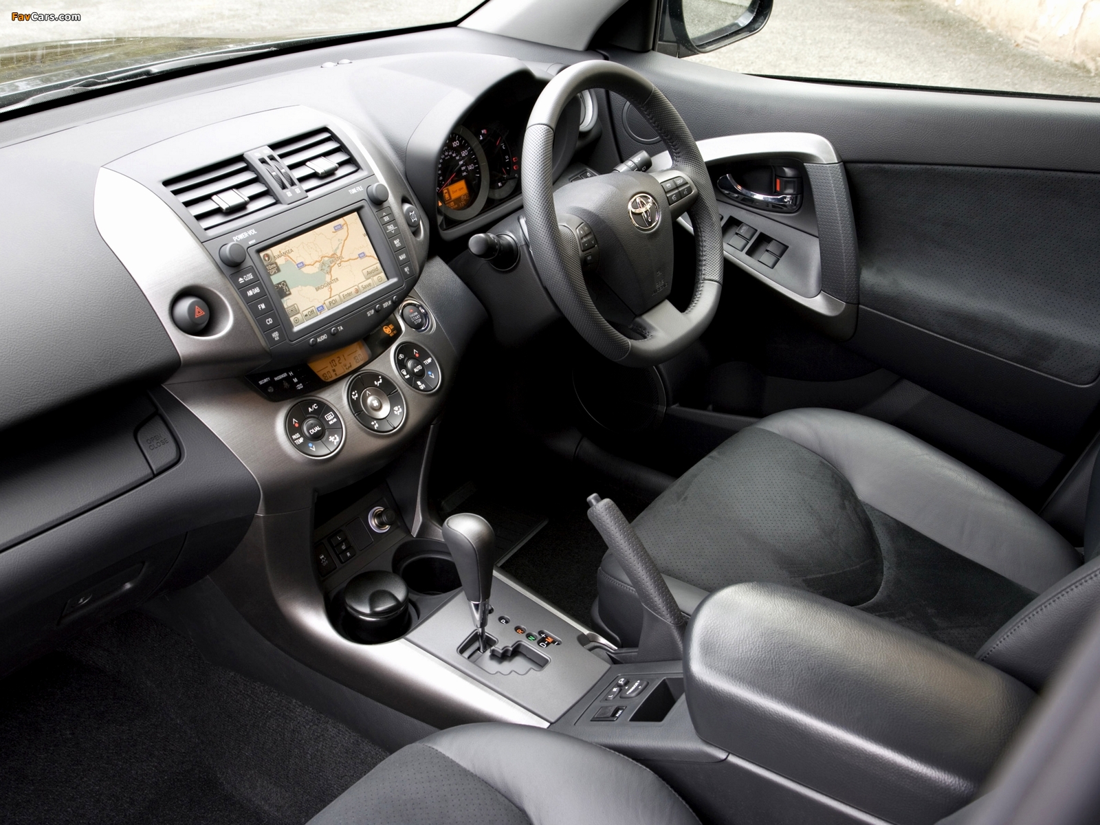 Toyota RAV4 UK-spec 2010 pictures (1600 x 1200)