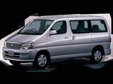 Toyota Regius (CH40W) 1999–2002 pictures