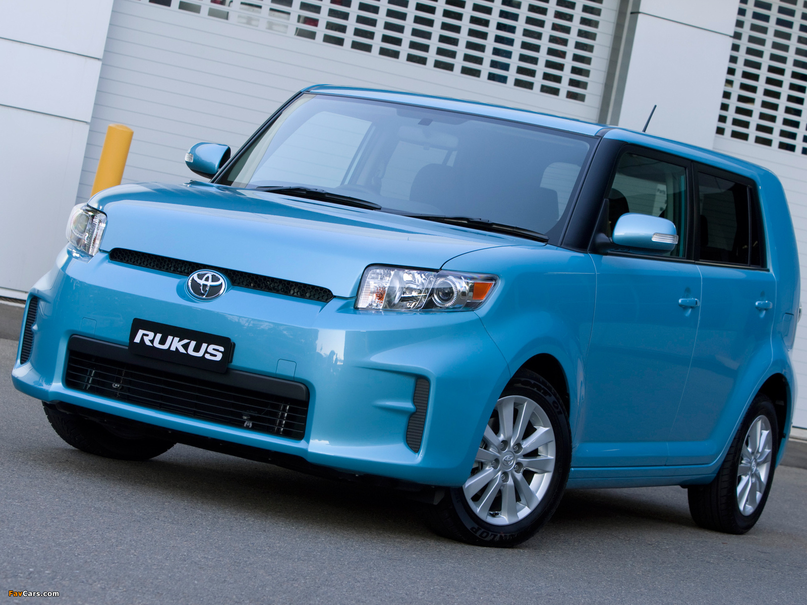 Photos of Toyota Rukus 2010 (1600 x 1200)