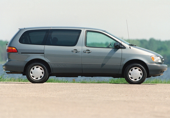 Images of Toyota Sienna 1997–2001