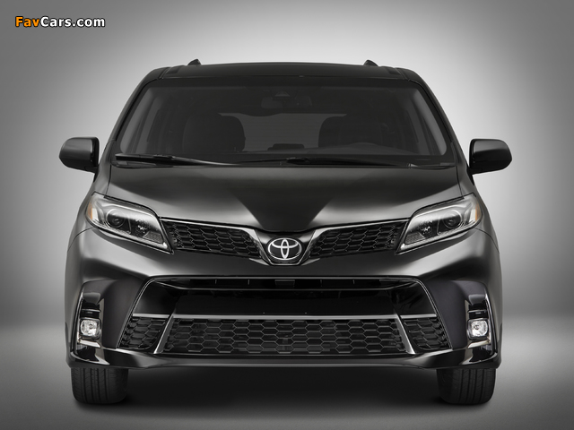 Pictures of Toyota Sienna SE (XL30) 2017 (640 x 480)