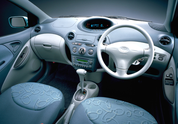 Toyota Vitz 3-door 1999–2001 wallpapers