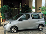 Pictures of Toyota Yaris Verso 1999–2003