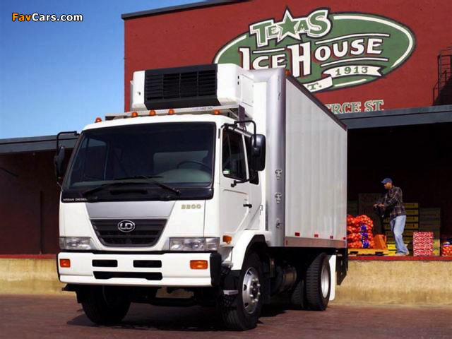 UD Trucks UD3300 2008–11 images (640 x 480)