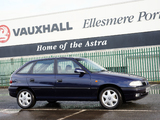Photos of Vauxhall Astra 5-door 1991–98