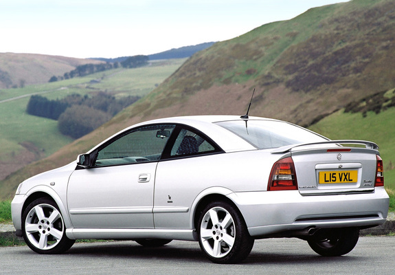 Vauxhall Astra Turbo Coupe 2000–05 photos