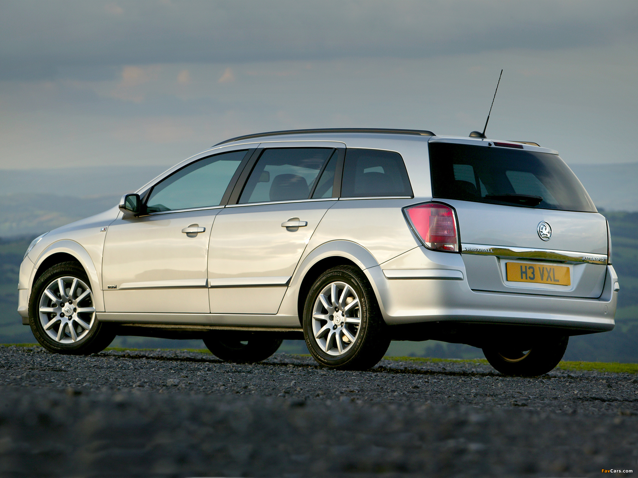 Универсал 1 7. Opel Astra 2004 универсал. Opel Astra h Wagon 2004. Opel Astra h 1.6 универсал.
