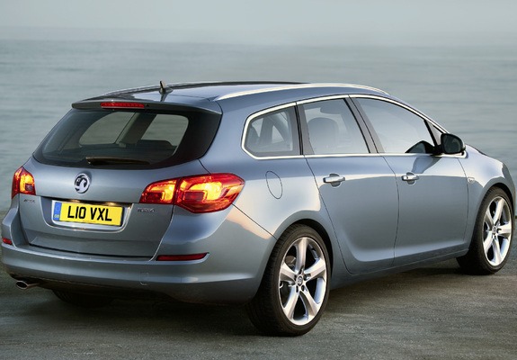 Vauxhall Astra Sports Tourer 2010 pictures