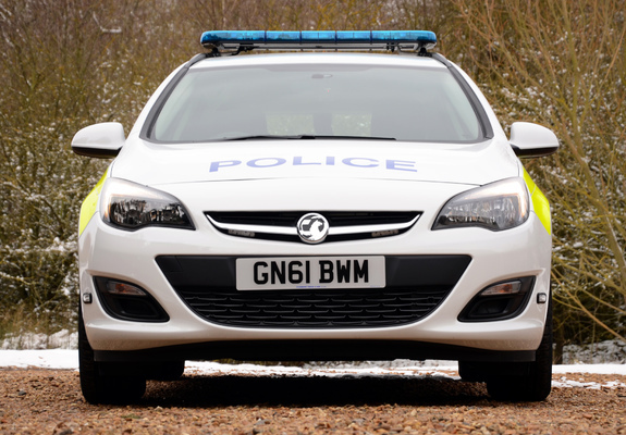 Vauxhall Astra Sports Tourer Police 2012 images