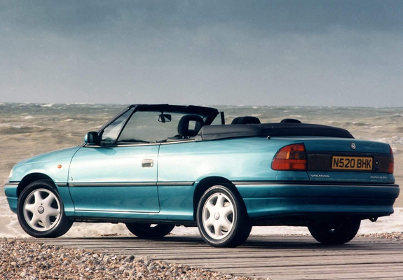 Vauxhall Astra Cabrio 1993–99 wallpapers