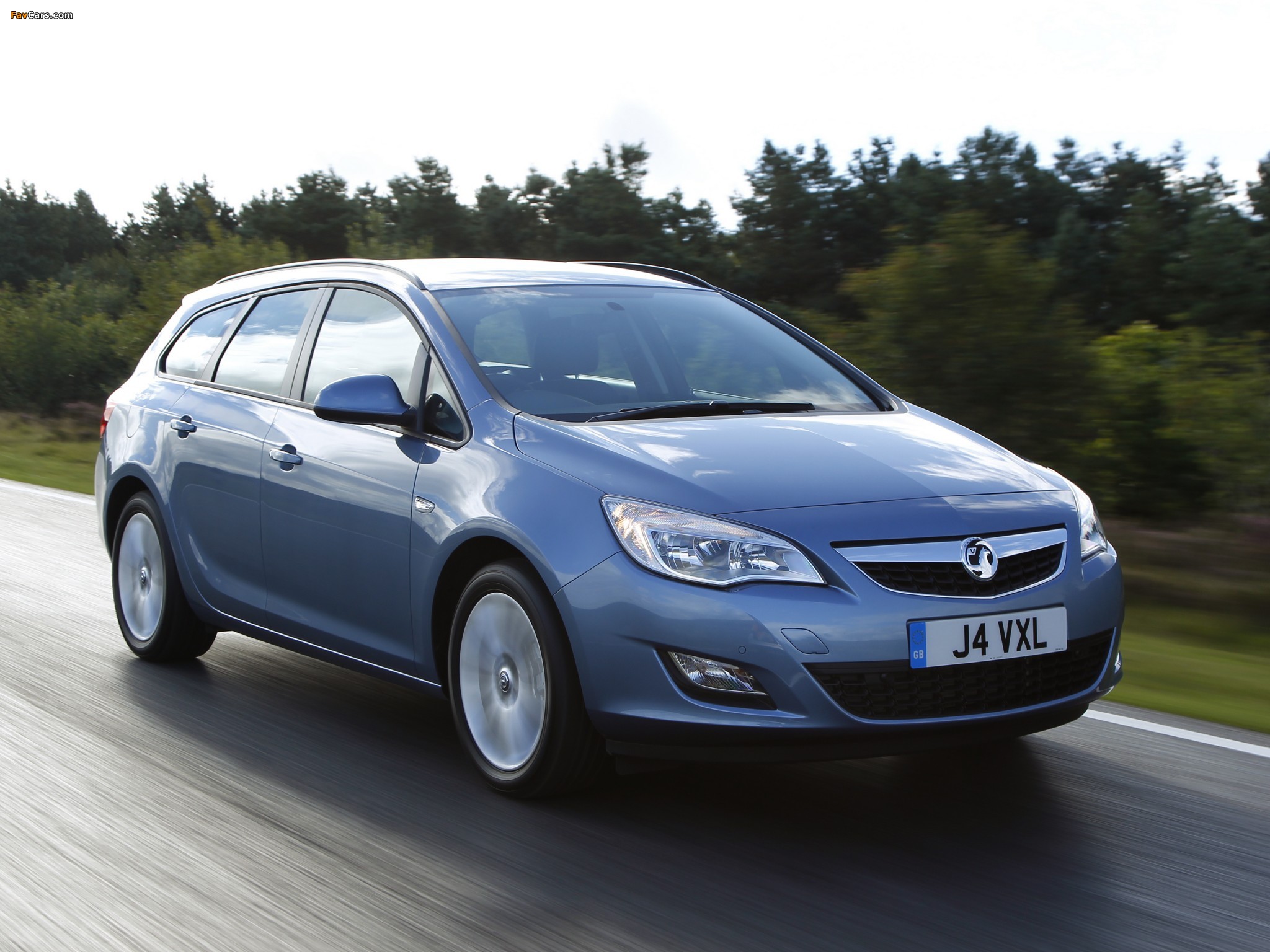 Машина опель универсал. Opel Astra j 2009. Opel Astra j 2010 универсал. Vauxhall Astra универсал.