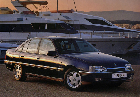 Vauxhall Carlton Diplomat 1991–94 images