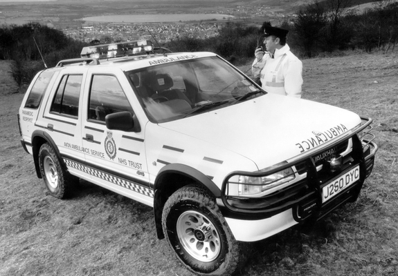 Vauxhall Frontera Ambulance (A) 1991–98 photos