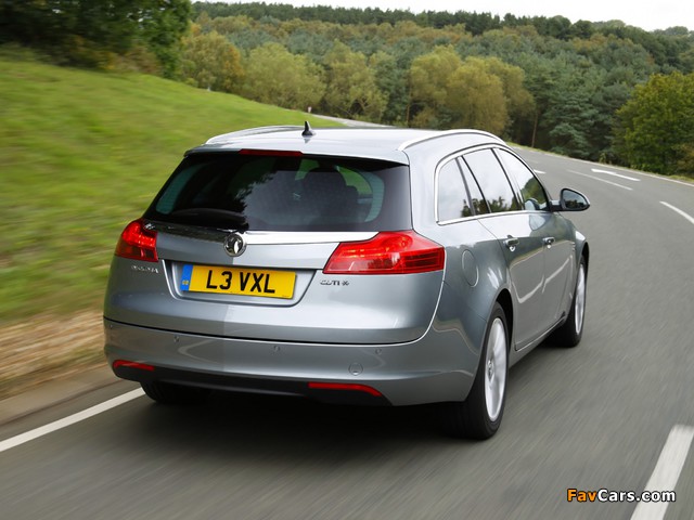 Vauxhall Insignia 4x4 Sports Tourer 2008–13 images (640 x 480)