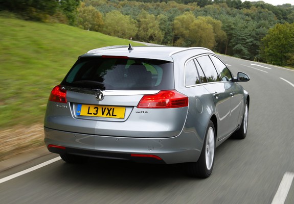 Vauxhall Insignia 4x4 Sports Tourer 2008–13 images