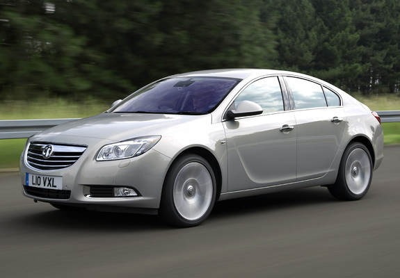Vauxhall Insignia Hatchback 2008–13 pictures
