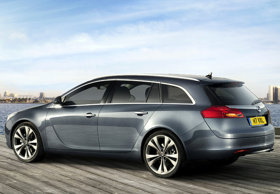 Vauxhall Insignia Sports Tourer 2008 pictures