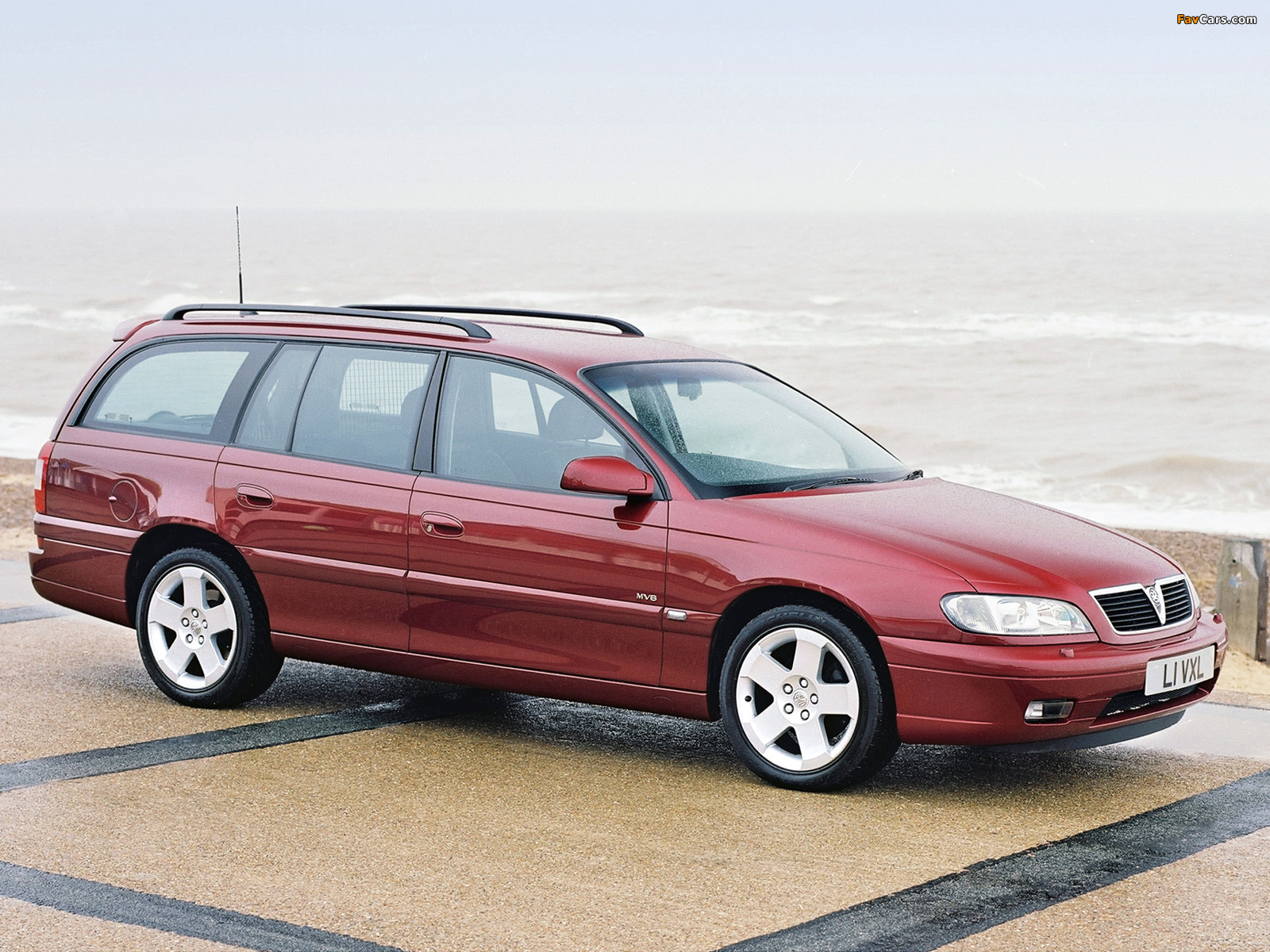 Продажа универсалов б у. Opel Omega b универсал 2003. Opel Omega Caravan универсал. Опель Омега 2004 универсал. Omega 2003 универсал Рестайлинг.