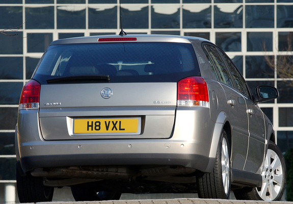 Photos of Vauxhall Signum 2003–05