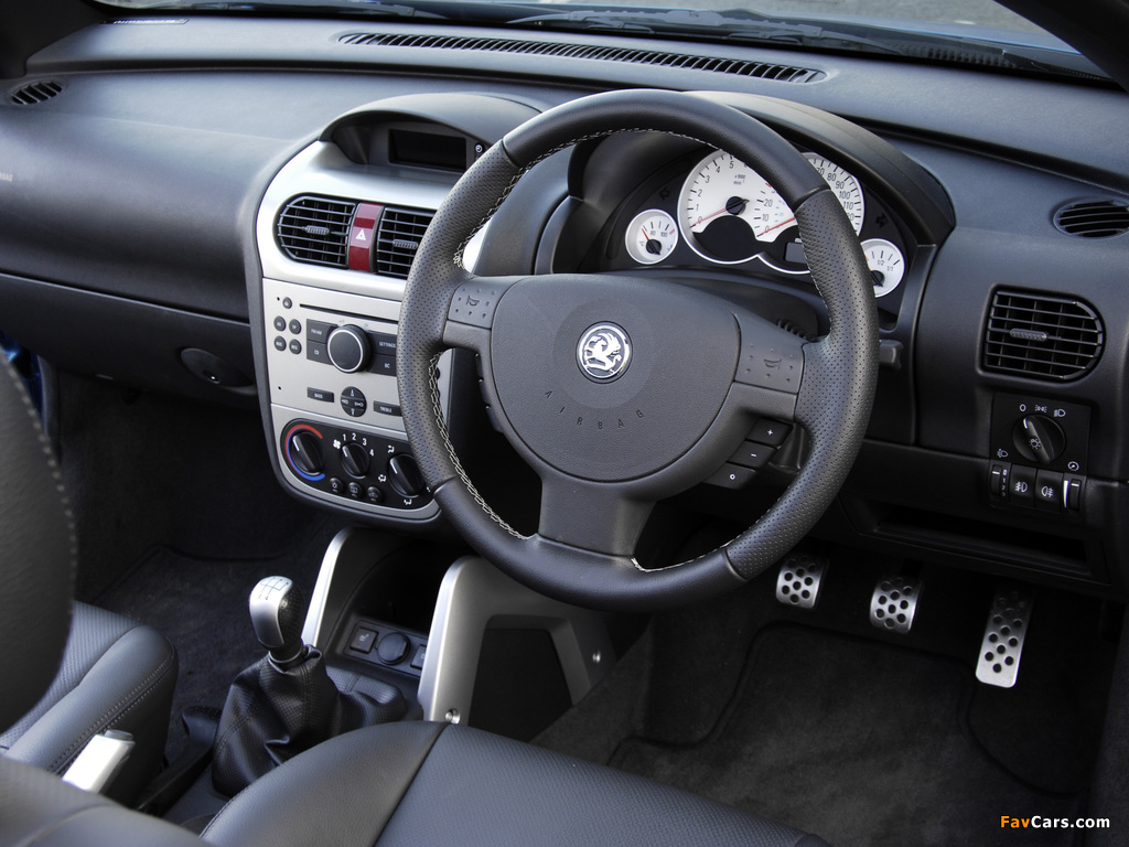 Images of Vauxhall Tigra TwinTop 2004–09 (1024 x 768)