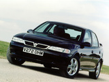 Pictures of Vauxhall Vectra Sedan (B) 1995–99