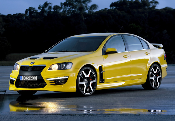 Images of Vauxhall VXR8 2010
