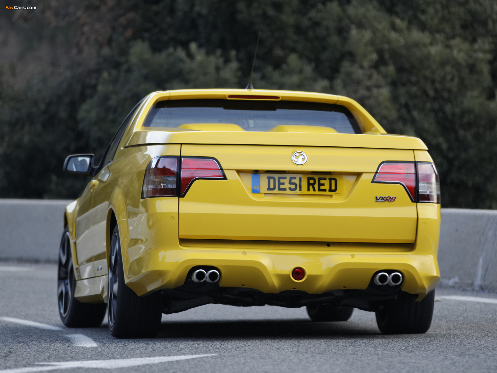 Images of Vauxhall VXR8 Maloo 2012–13 (1600 x 1200)