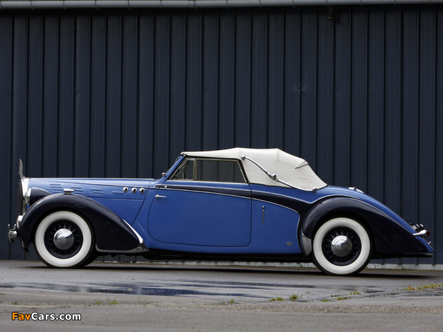 Photos of Voisin C30 Cabriolet 1938 (640 x 480)