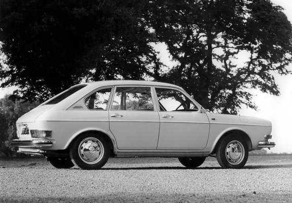 Images of Volkswagen 411 4-door Sedan (Type4) 1968–72
