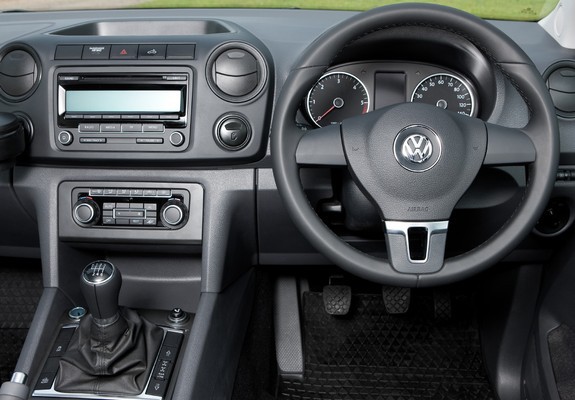 Volkswagen Amarok Double Cab Trendline UK-spec 2010 images